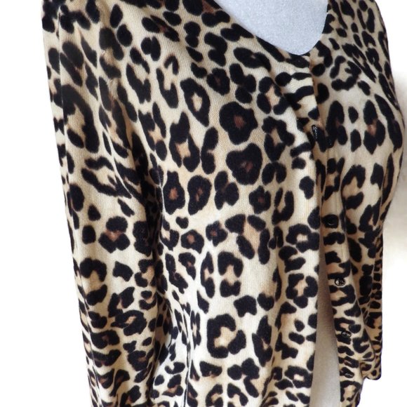 Cheetah Print Cotton Knit Sweater/ Cardigan/ Size MEDIUM - Picture 2 of 3